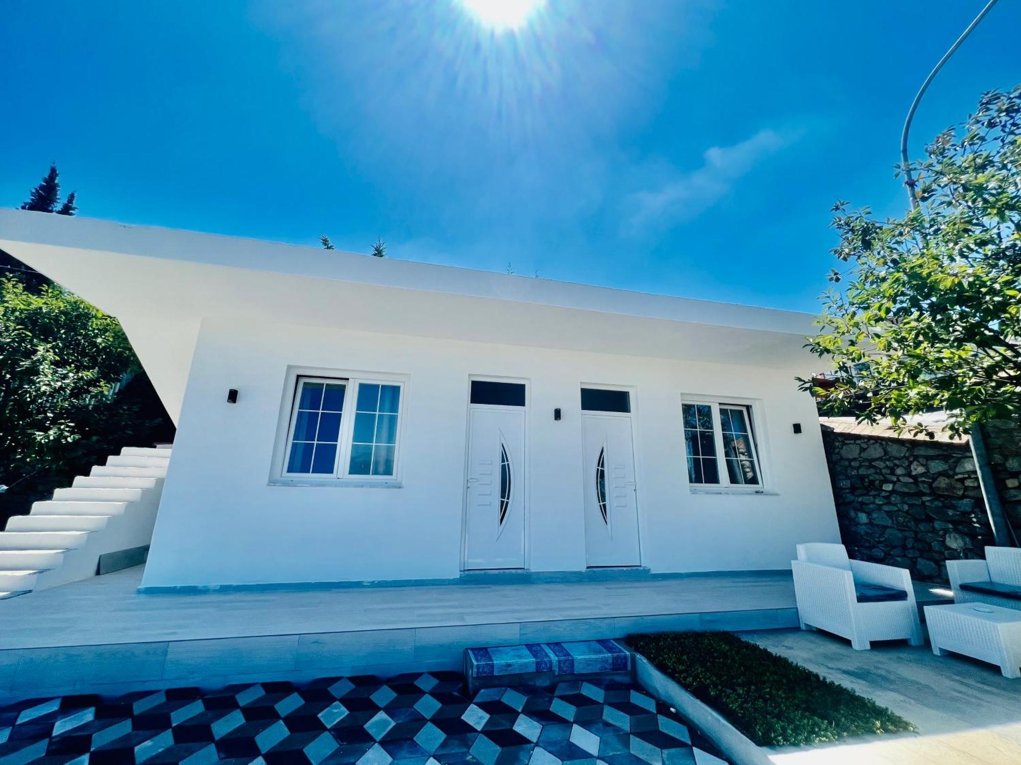 Iart Residence Shiroka Bagian luar foto