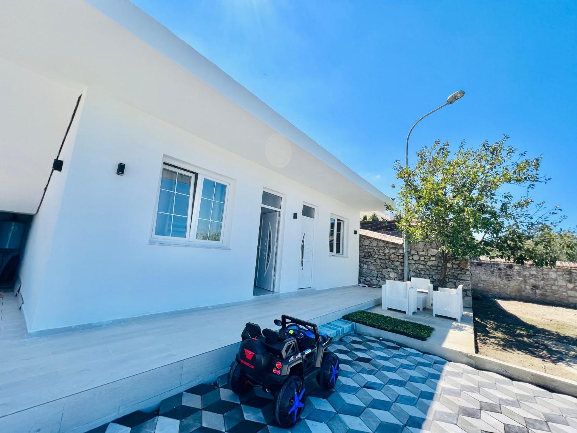 Iart Residence Shiroka Bagian luar foto